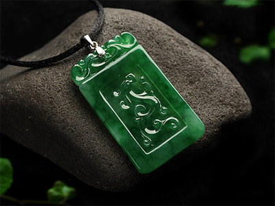 翡翠龍牌 祥瑞之魂，君子之佩